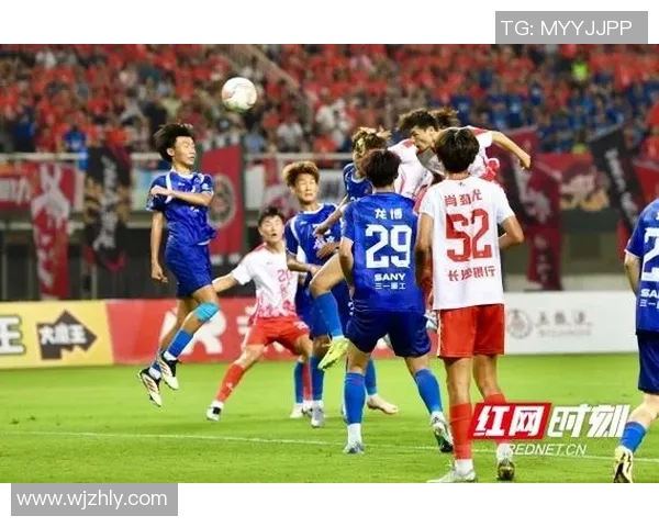 天津足球队迎战湖北足球队激战即将上演球迷期待精彩对决