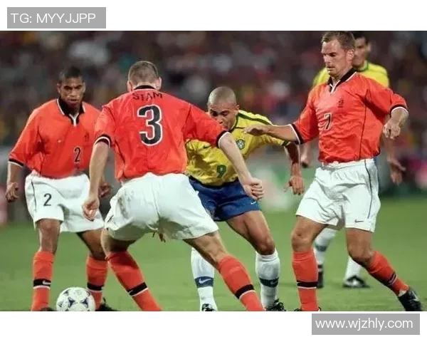 意大利与荷兰友谊赛精彩对决在线直播全程回顾与分析