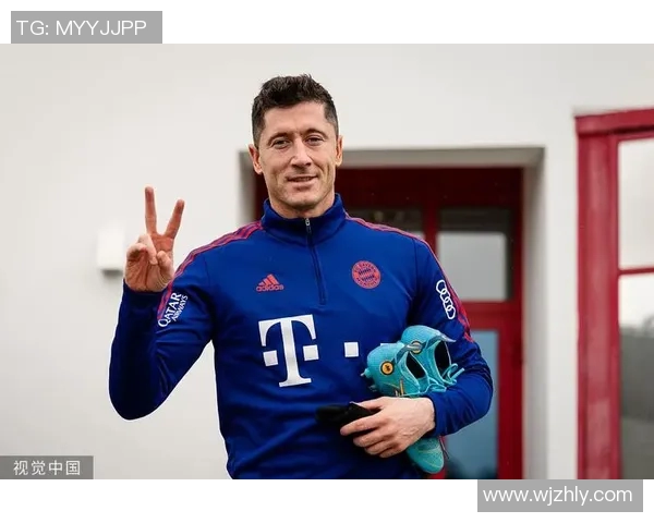 莱万重返德甲与旧主交锋拜仁球迷愤怒指责其背叛与忘恩负义