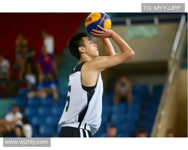 陈林坚的篮球之路：从青涩少年到职业球员的成长故事