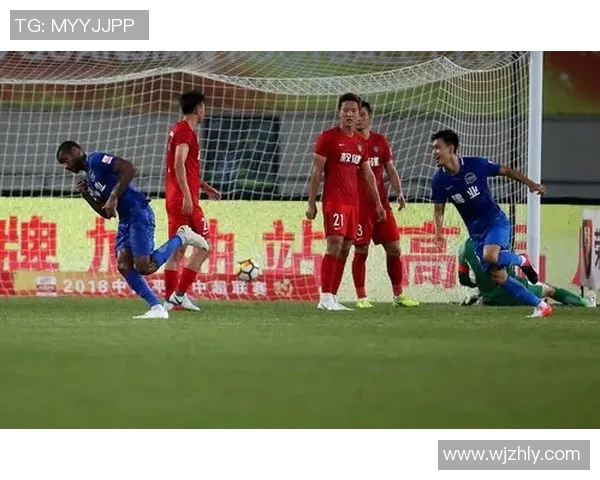 2018年中超联赛精彩对决申花与权健的激烈较量回顾