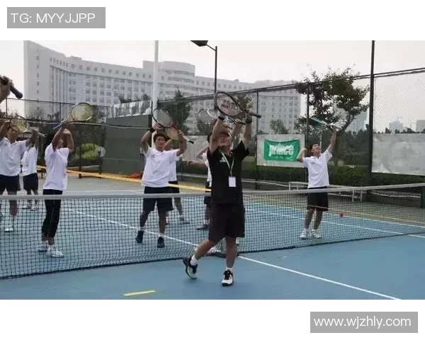 杭州网球队的默契配合与战术分析：探索网球团队合作的奥秘与技巧